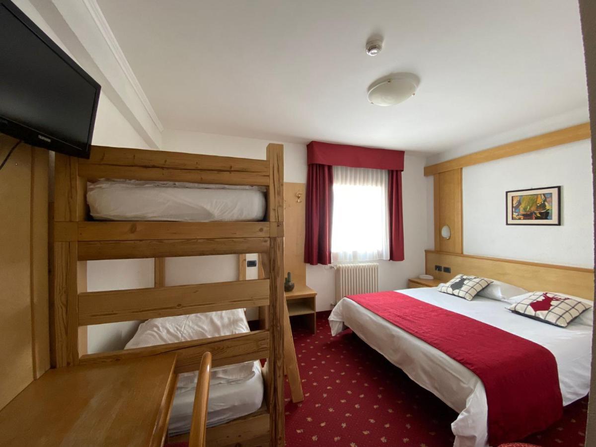 Grand Hotel Miramonti Tonalepass Zimmer foto