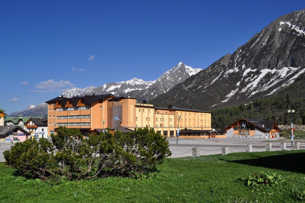 Grand Hotel Miramonti Tonalepass Exterior foto